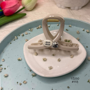 Cream Loop Hair Claw Clip