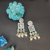 Luxurious Kundan Necklace with Intricate Stone Details