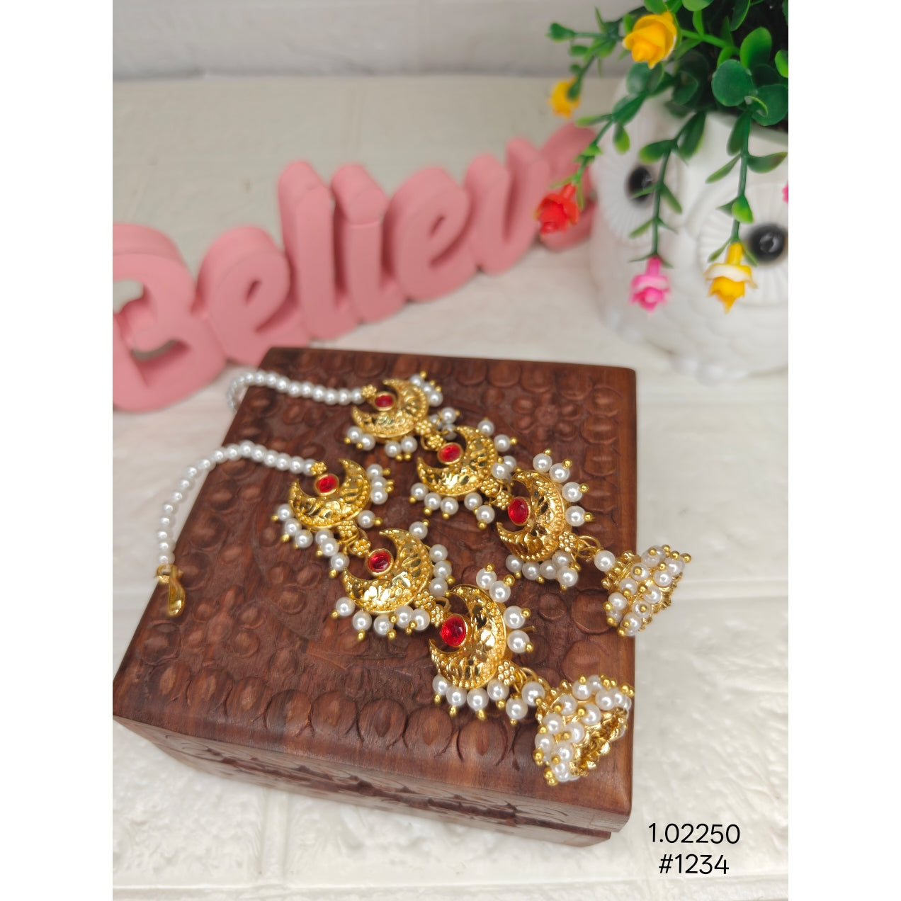 Traditional Maharashtrian Tripal Chandrakor Jhumka