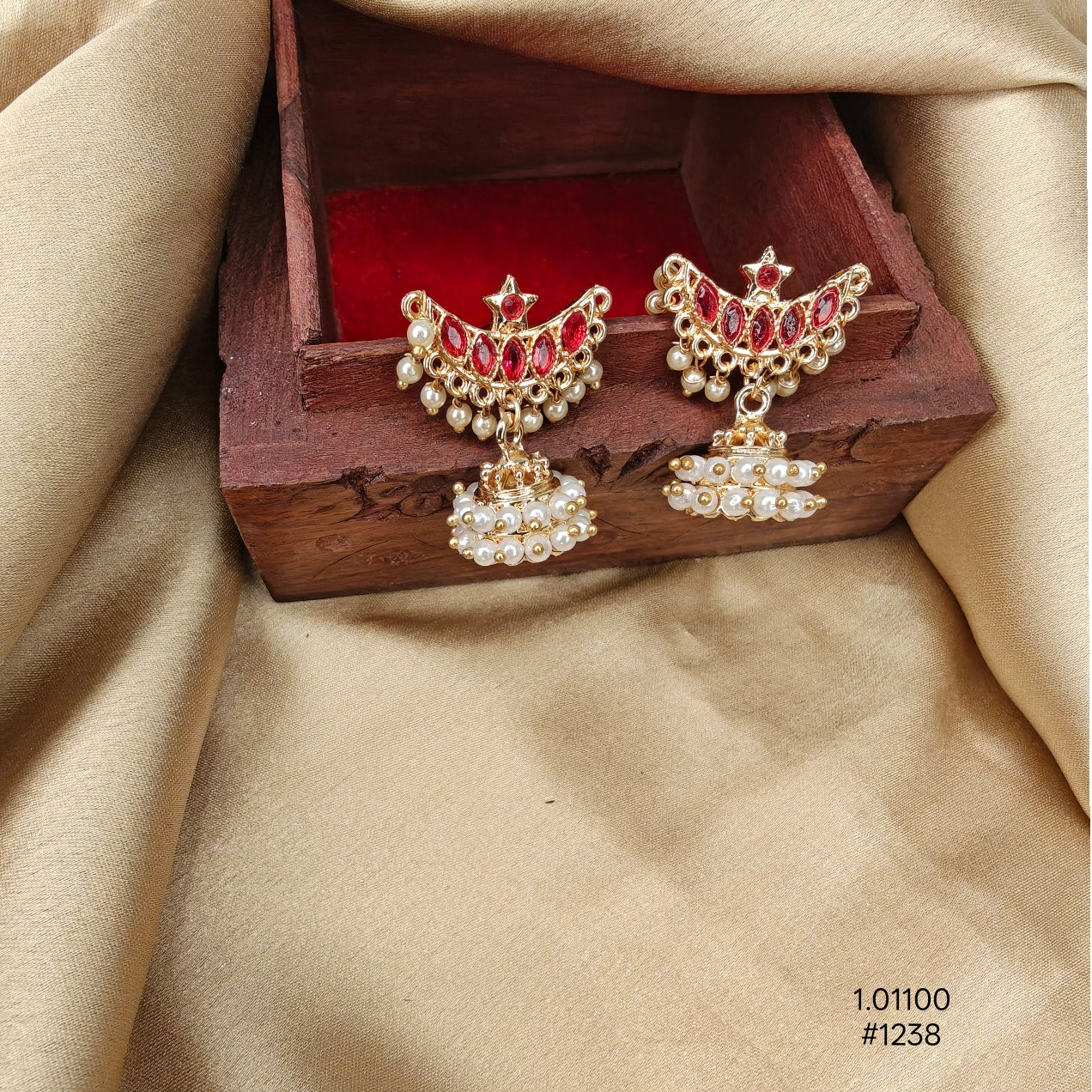 Maharashtrian-Style Chandrakor Design Jhumka