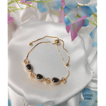 Oval Halo Black Bracelet