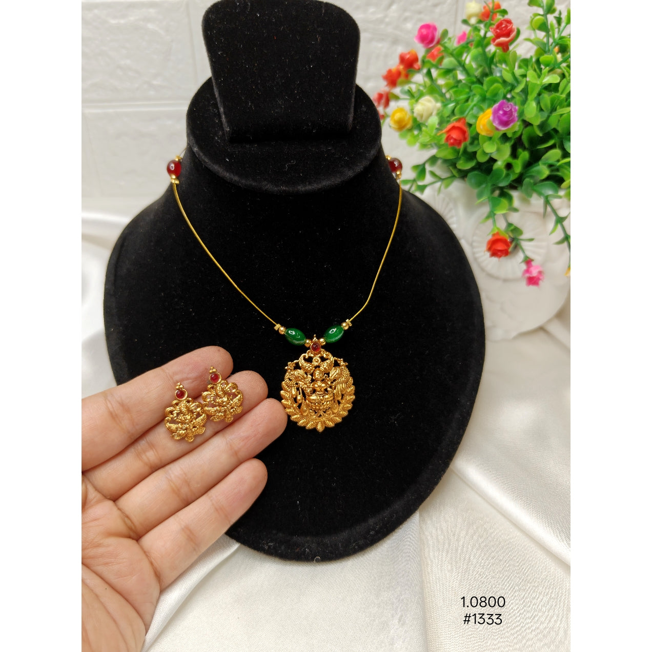 Minimalist Temple Invisible Chain Necklace Set