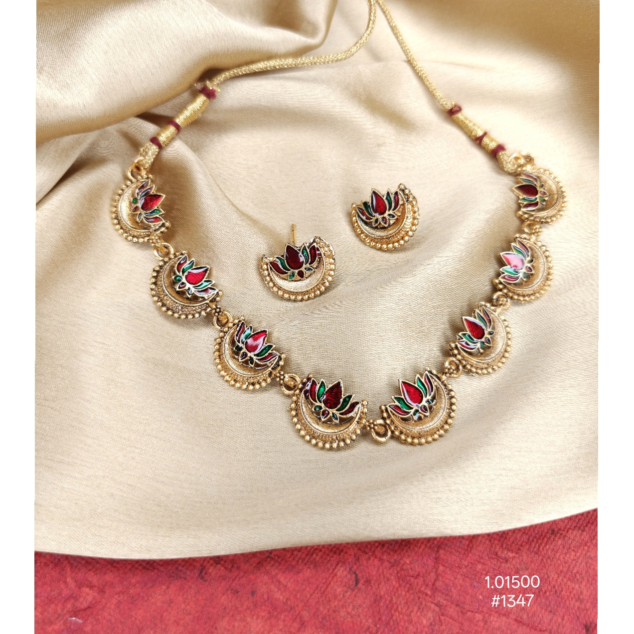 Antique Gold Plated Kemp Lotus Necklace Set