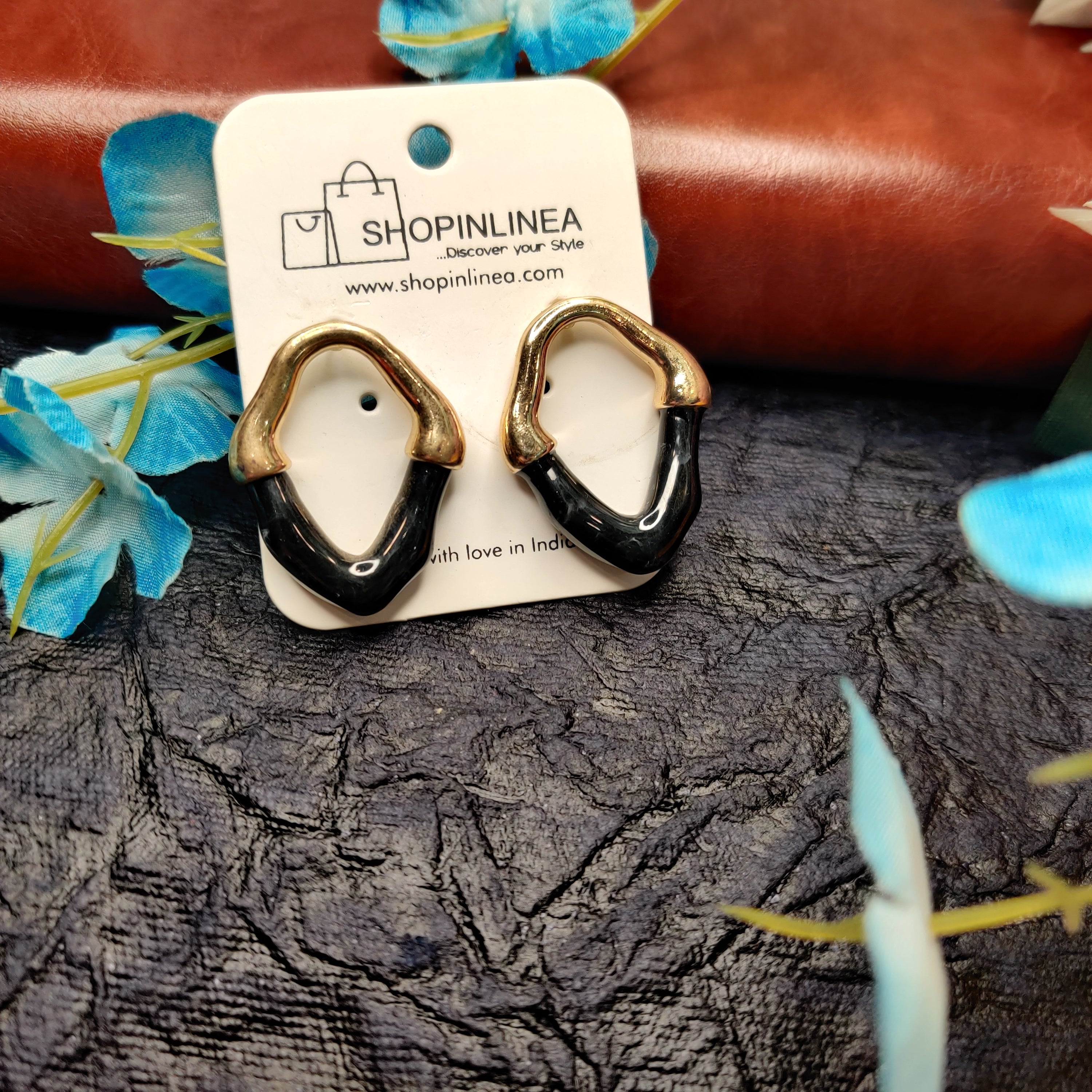 Beautiful Everyday Earrings In Black