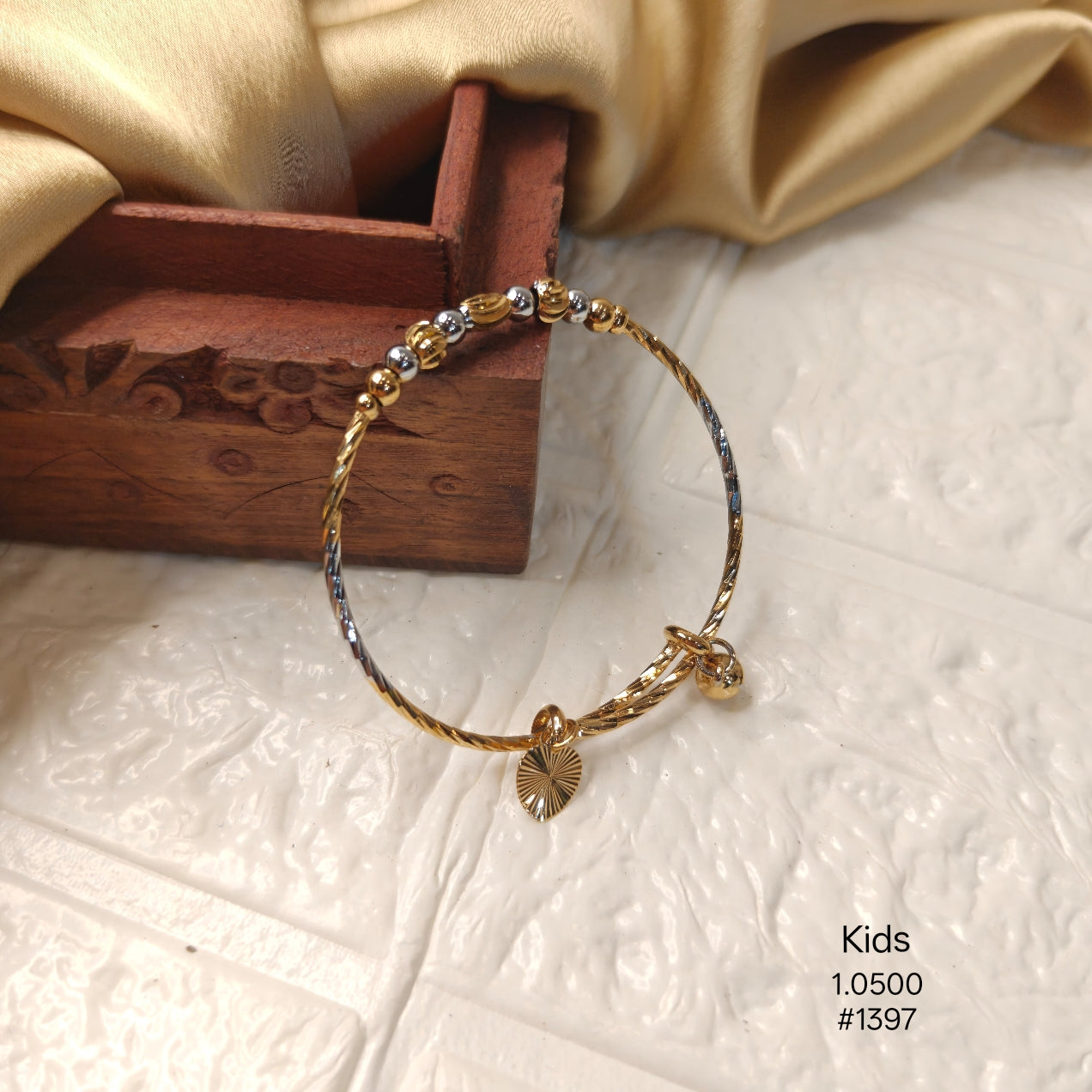 Adjustable Dual-Tone Kids Bracelet