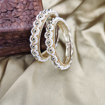 Classic Pearl Bangle Set