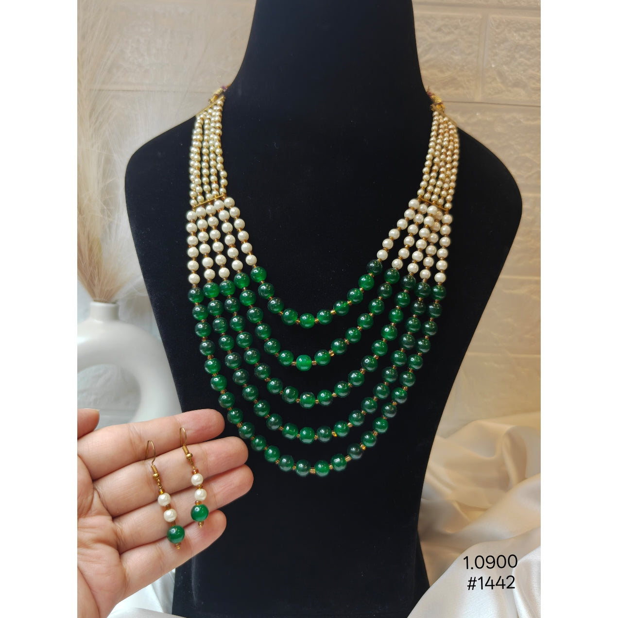 PEARL MULTI LAYER NECKLACE