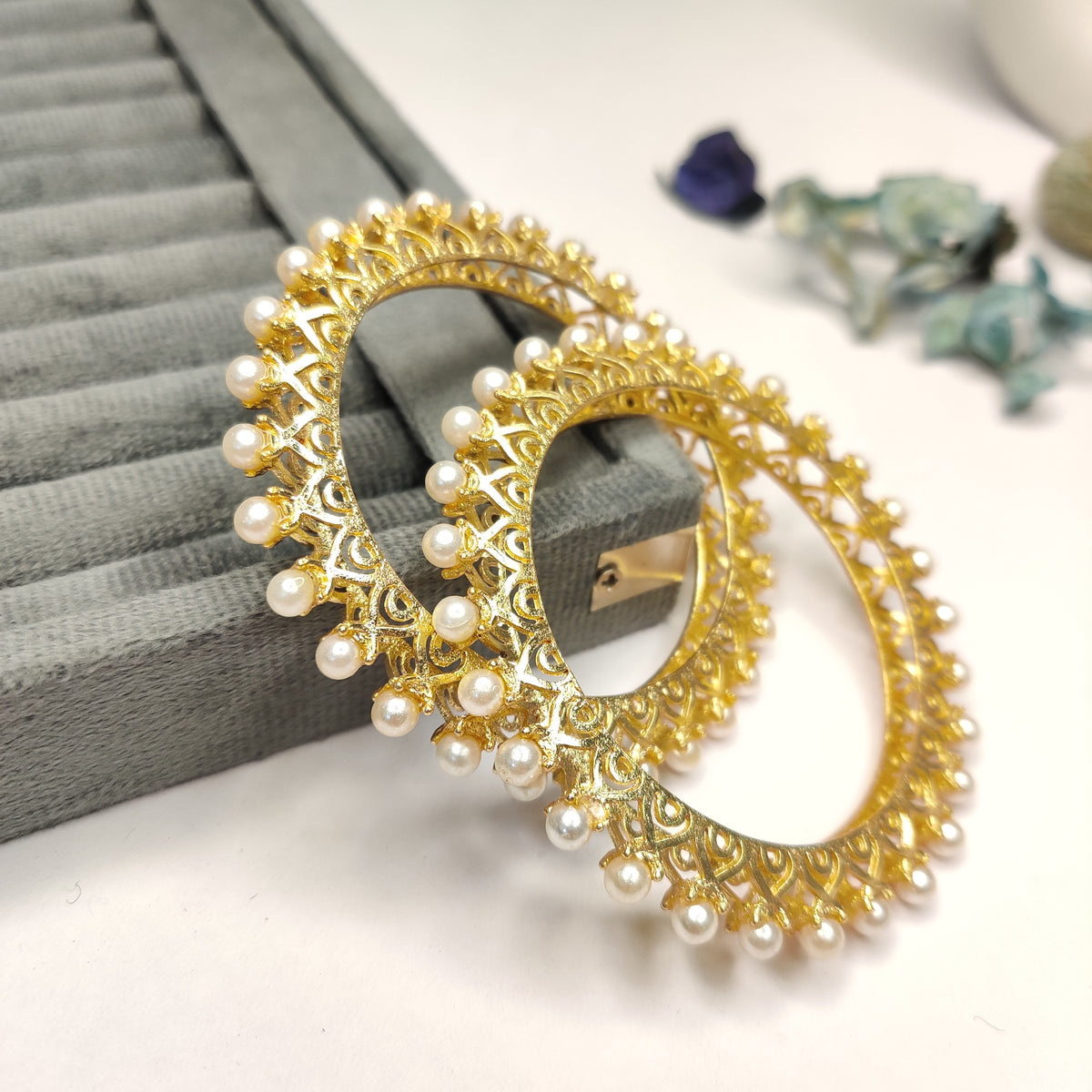 Pearl Bangle Set