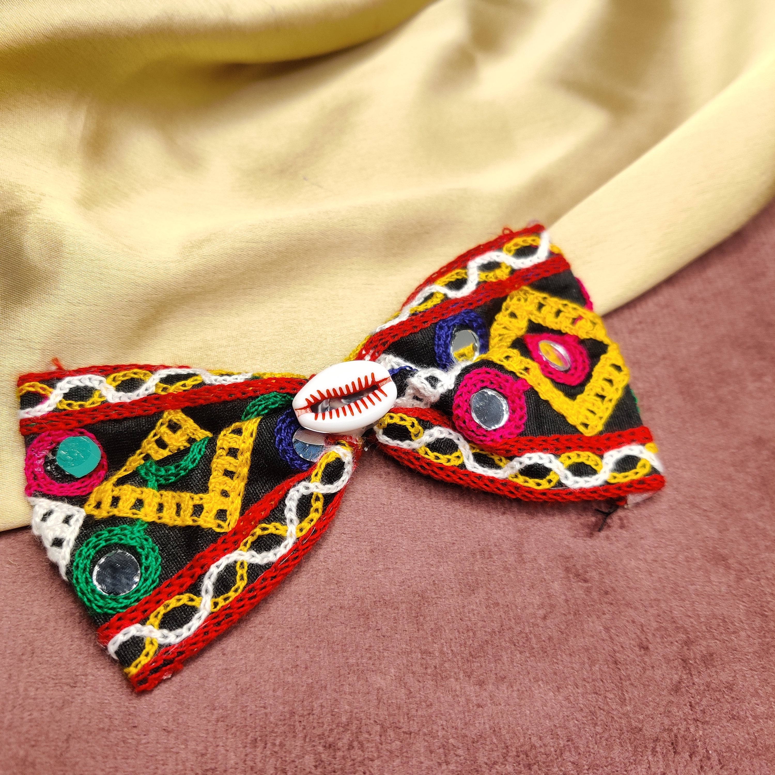 Navratri Hairclip In Multicolor