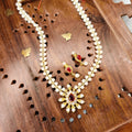 Minimal Pearl Necklace
