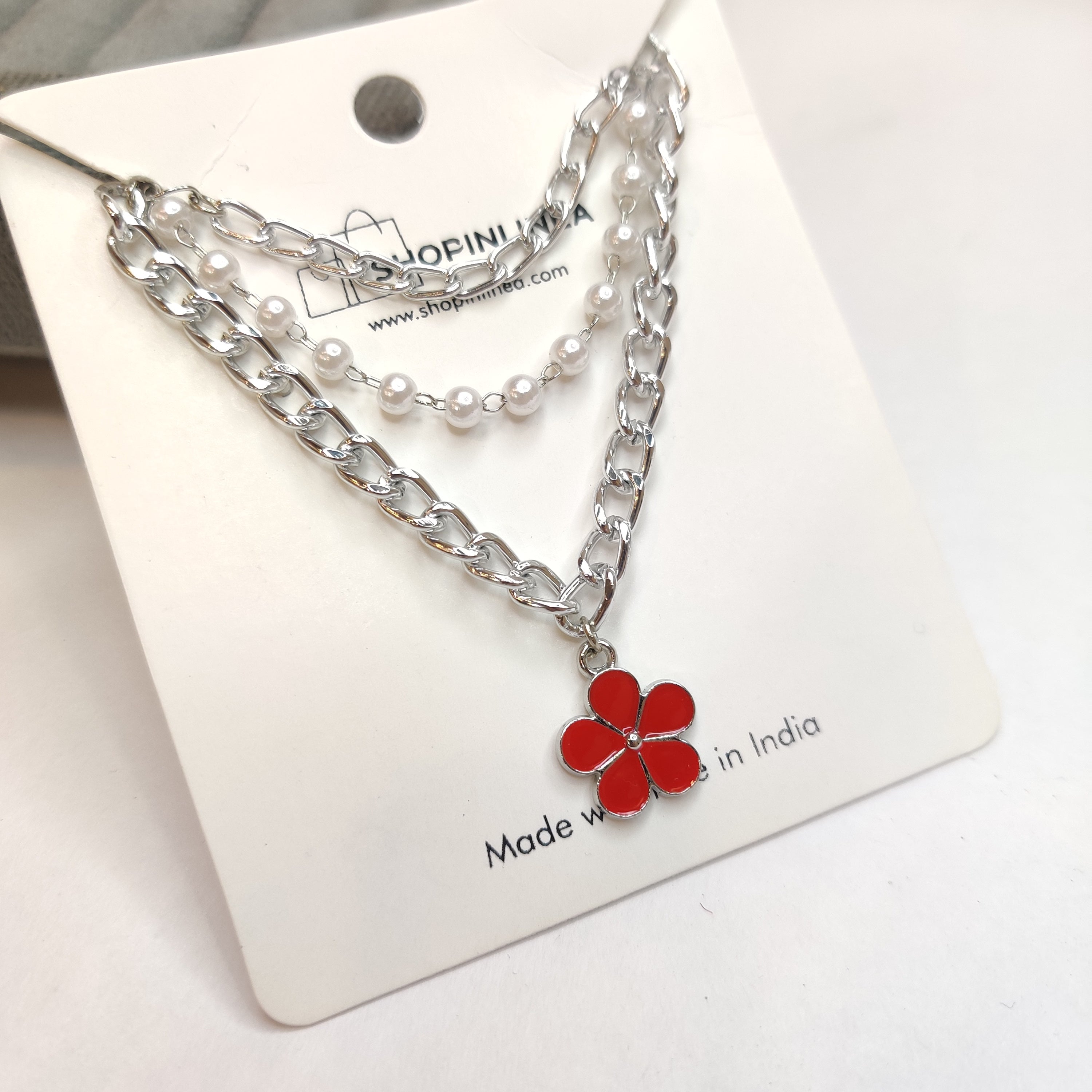 Red Daisy Stack Bracelet