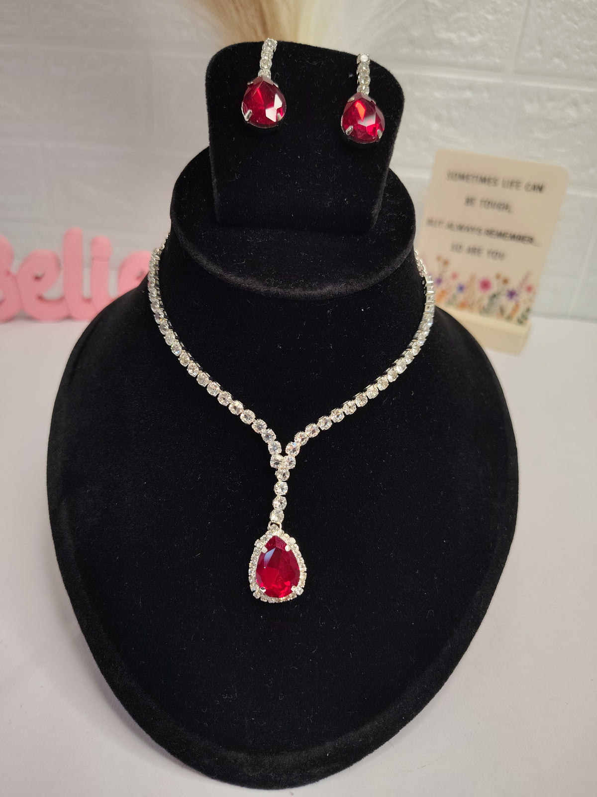 Luxe Crystal Bloom Necklace Set