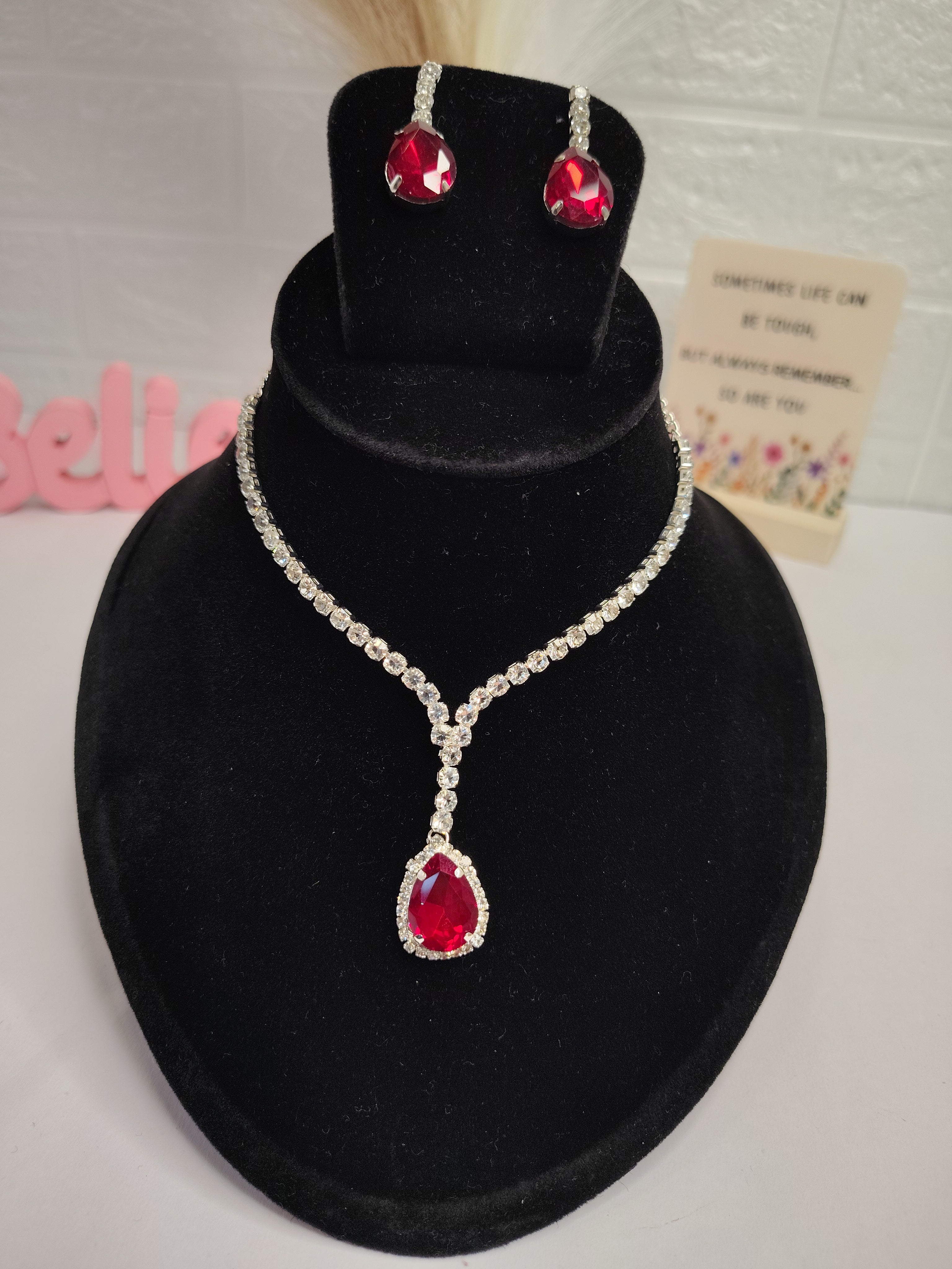 Luxe Crystal Bloom Necklace Set