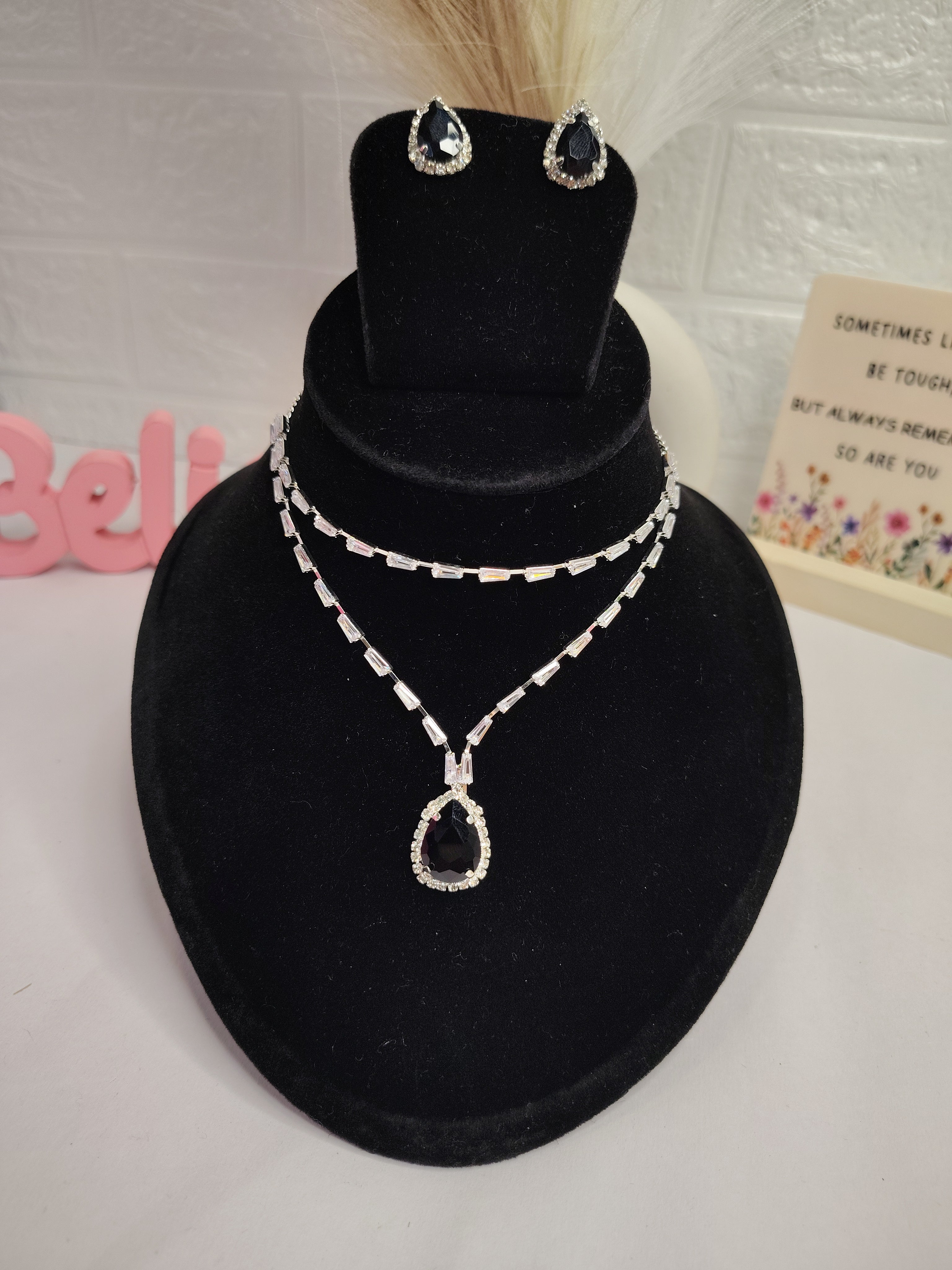 Glimmer Queen AD Necklace Set