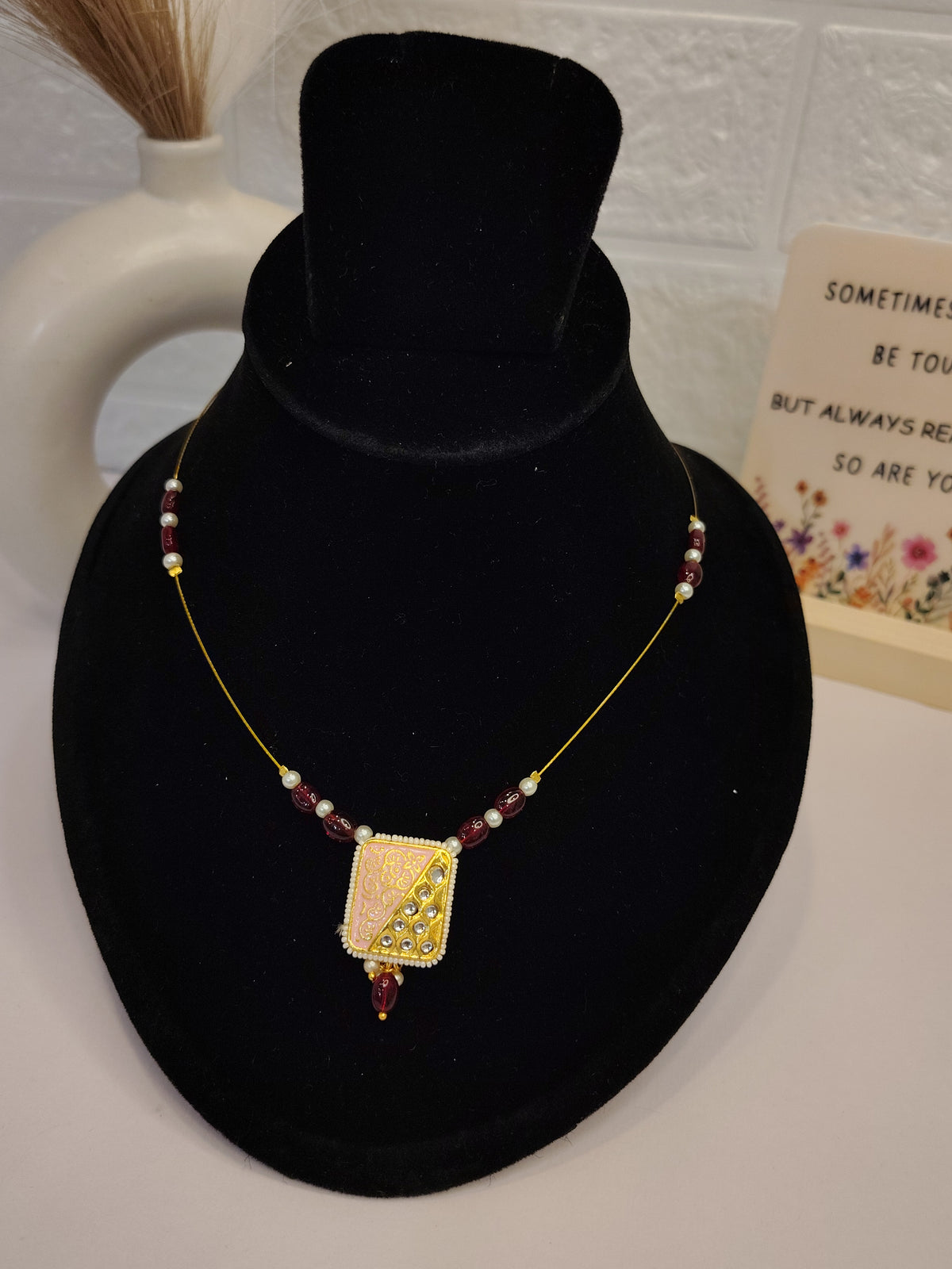 Royal Mirage Invisible Chain Necklace