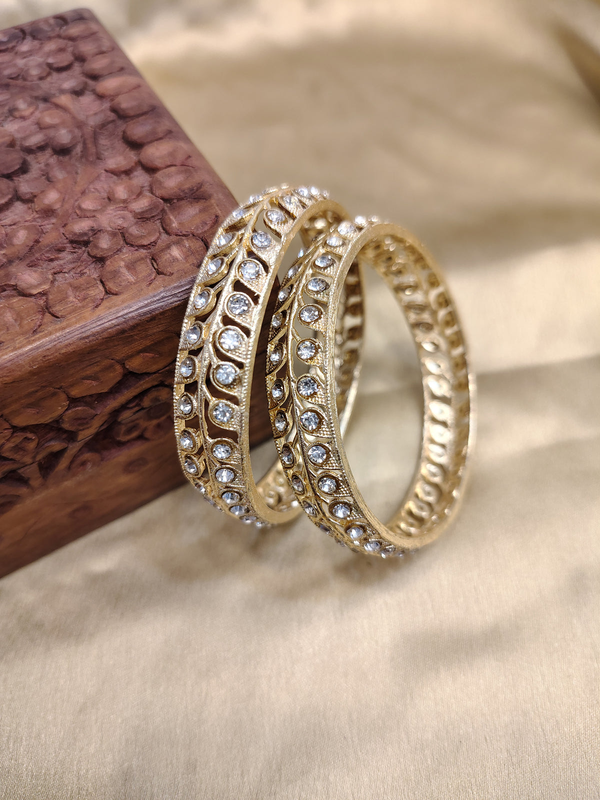 Designer Golden Bangles Set | Lightweight & Stylish Accessories