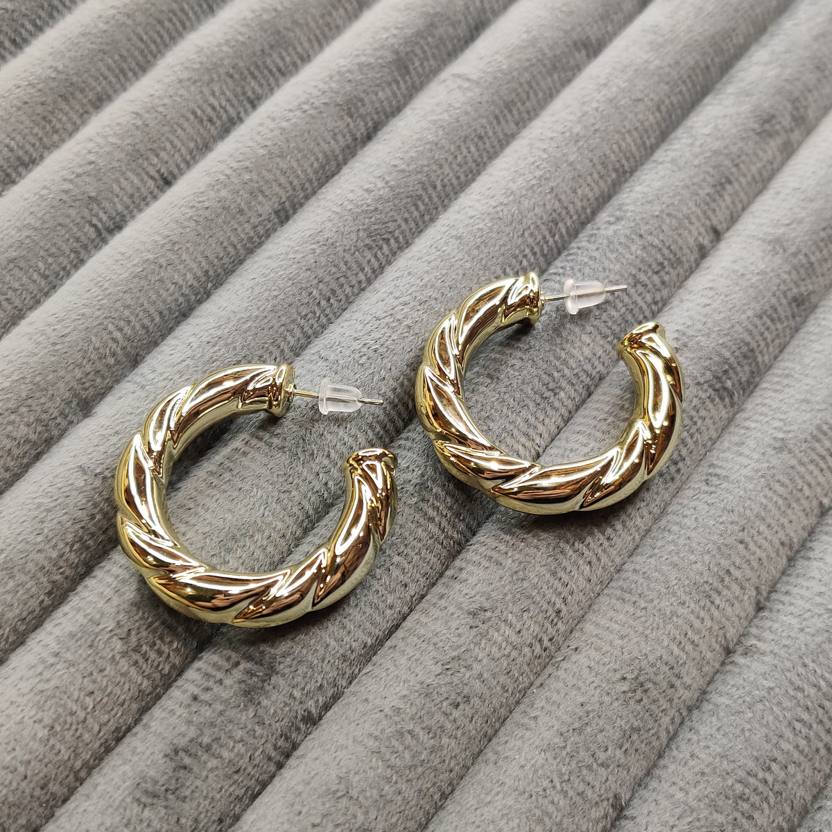 Golden Classy Hoops
