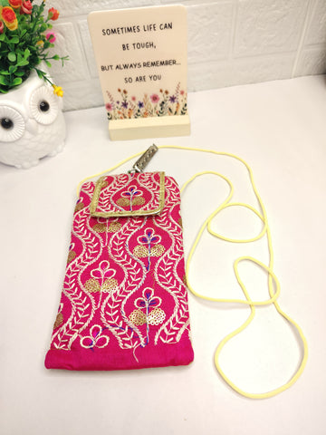 Trendifly Ethnic Embroidery Phone Clutch Pouch