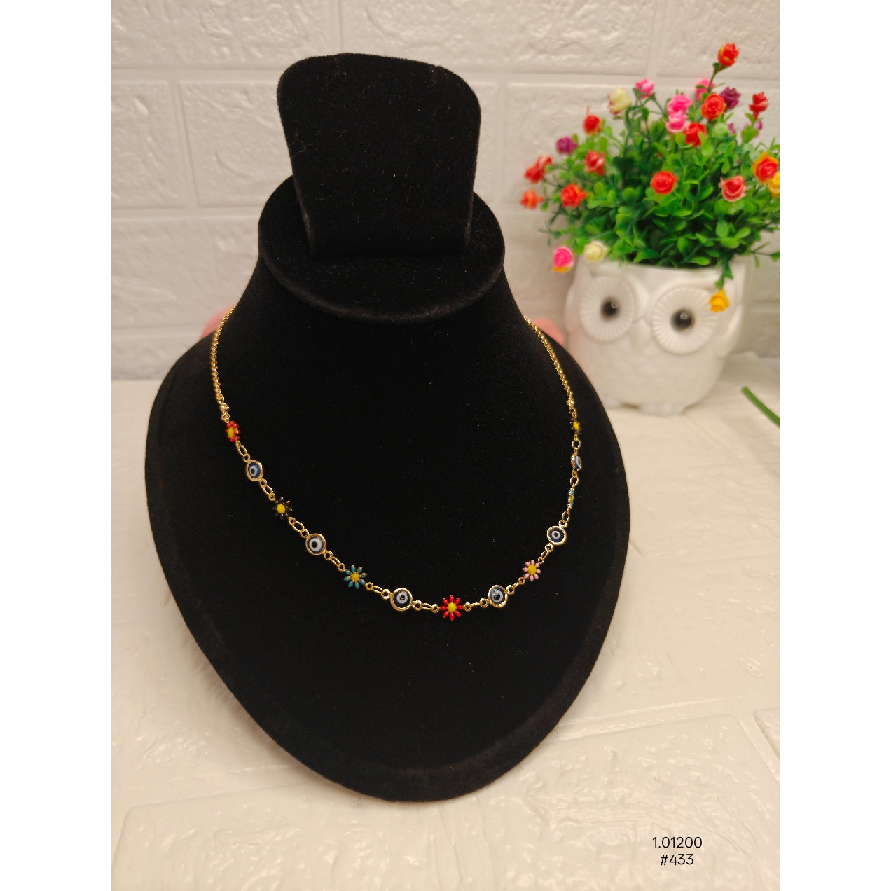 Handcrafted Simple Gold Necklace with Pendant – Minimal & Elegant