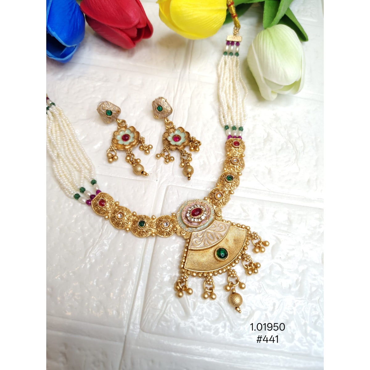 Elegant Gold-Plated Heritage Necklace Set with Classic Finish