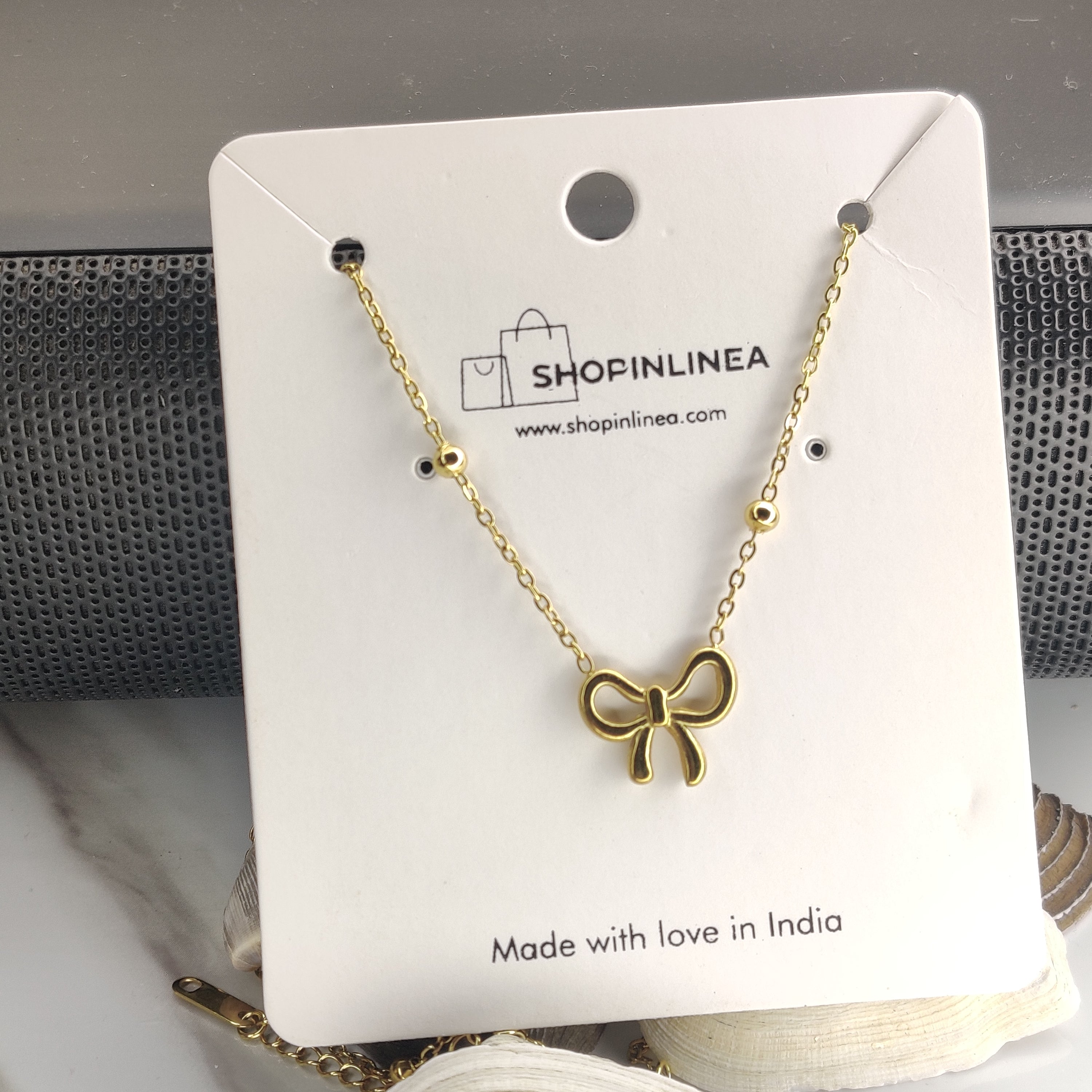 Cute Bow Pendant Chain