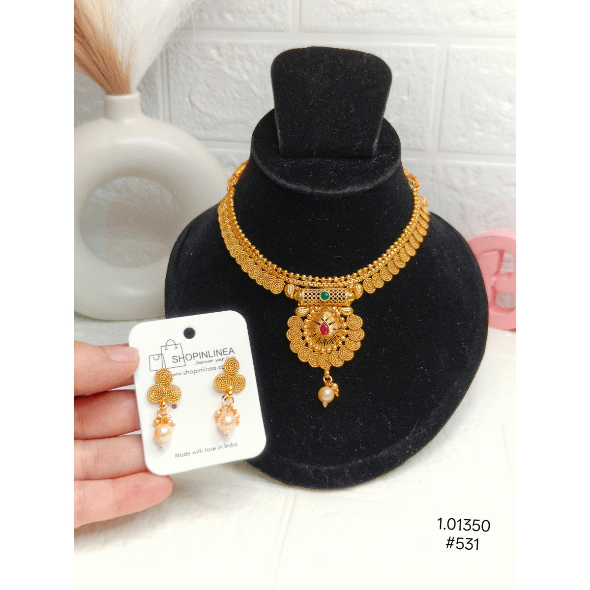 Stylish Gold-Plated Necklace Set