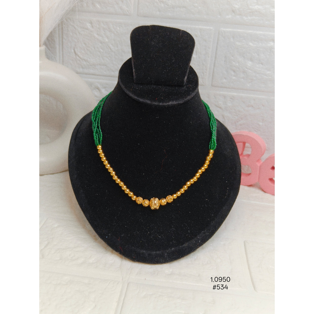 Designer Maharashtrian Thushi Necklace with Green Beads