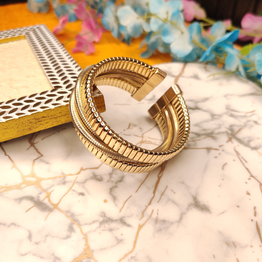 Classy Stack Bracelet Gold