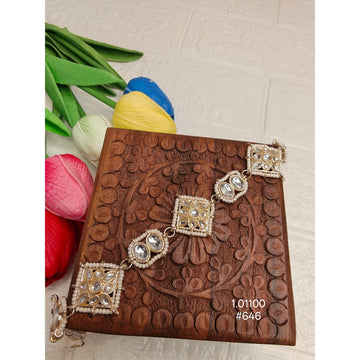 Elegant Kundan Pearl Beaded Matha Patti