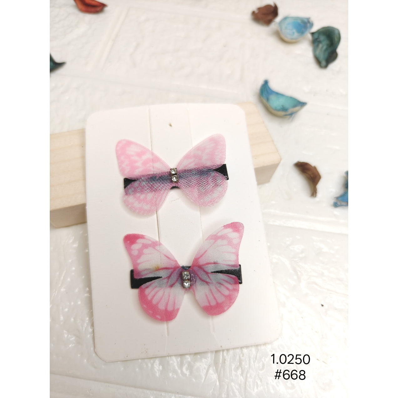 Pink chiffon butterfly hair clips 
