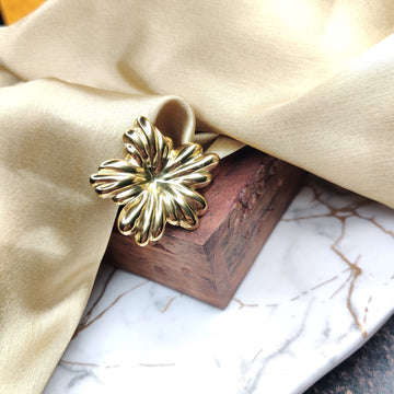 Big Floral Ring