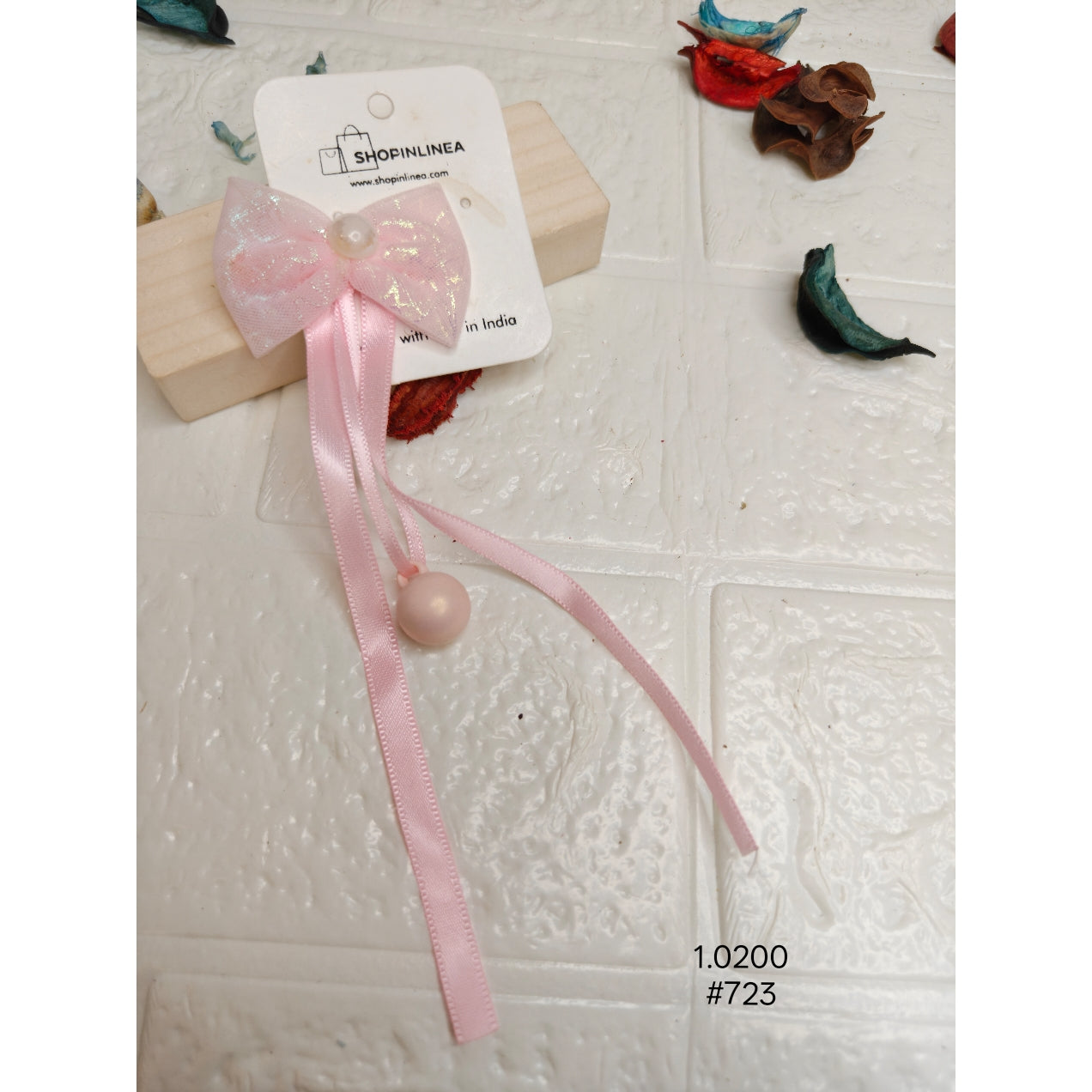Elegant Pearl Bow Hair Clip