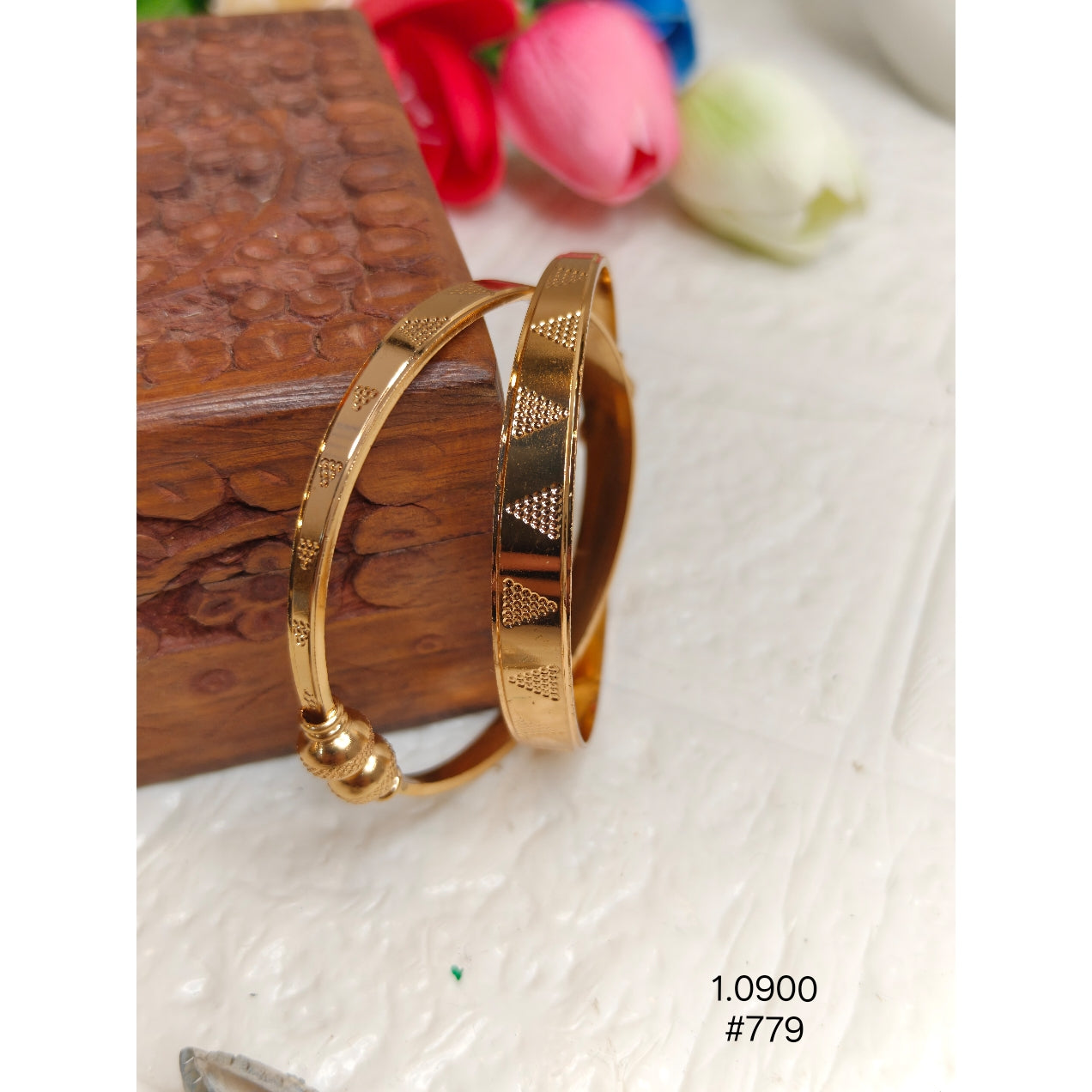 Adjustable Elegant Gold-Plated Bracelet