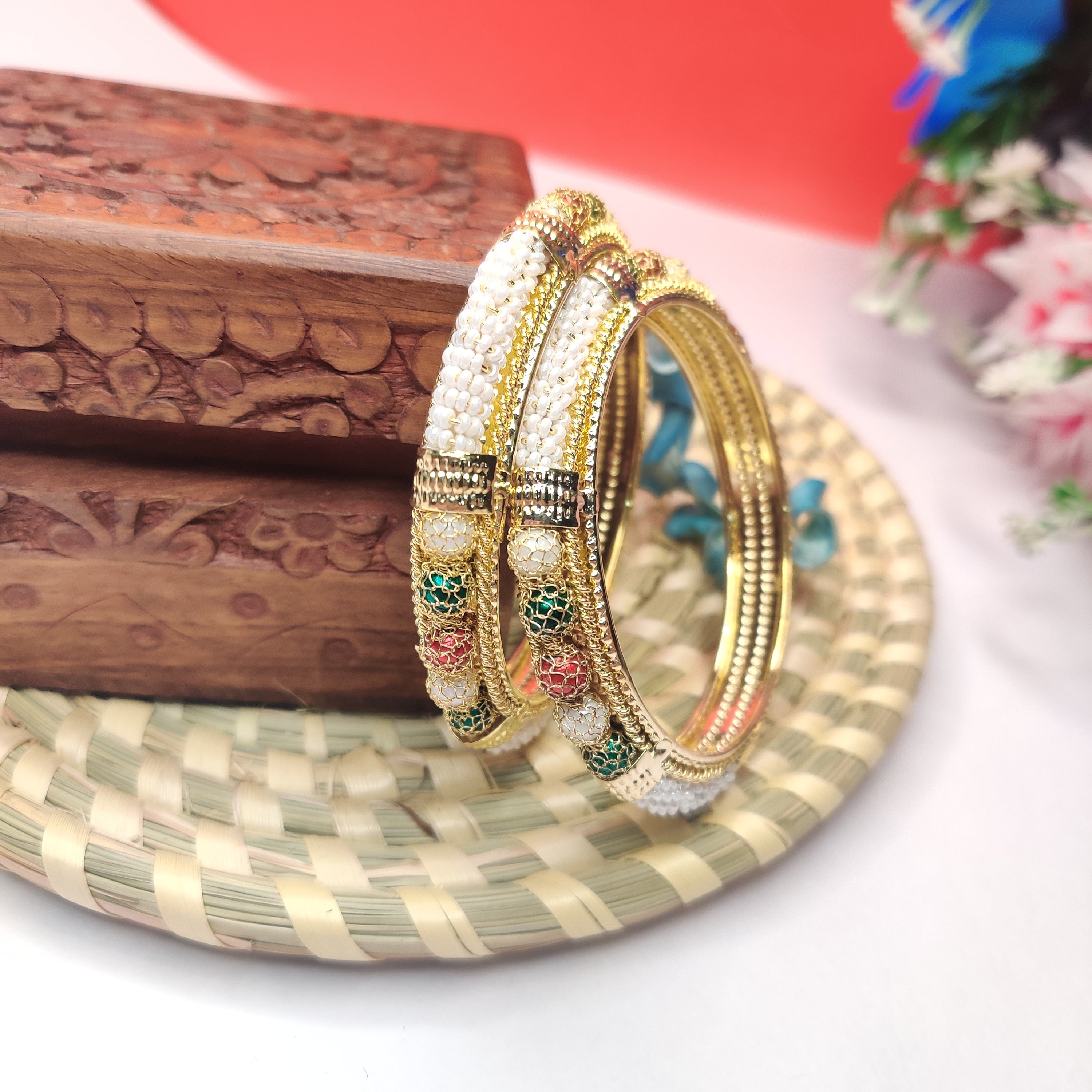 Festive Glow Bangle Set