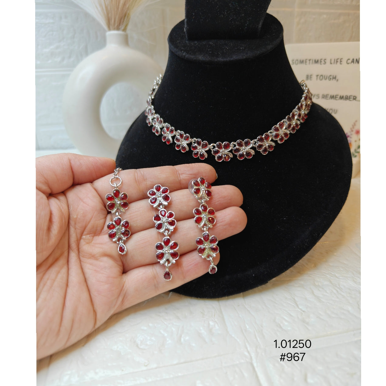 Elegant Red Stone Necklace Set